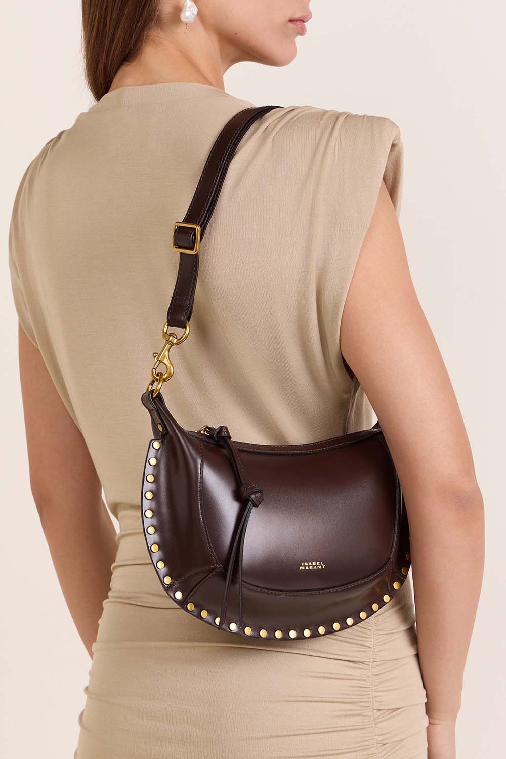 תמונת כל הלוק של תיק כתף אוסקן מון